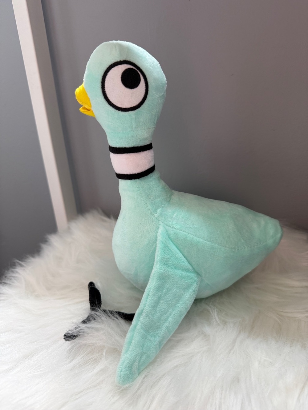 Don't Let The Pigeon Drive The Bus 10” Plush Mo Willems Kohls Soft Stuffed Gift